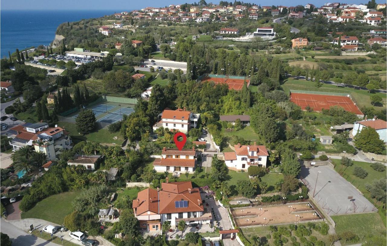 Awesome Apartment In Portoroz With Wifi Exterior photo